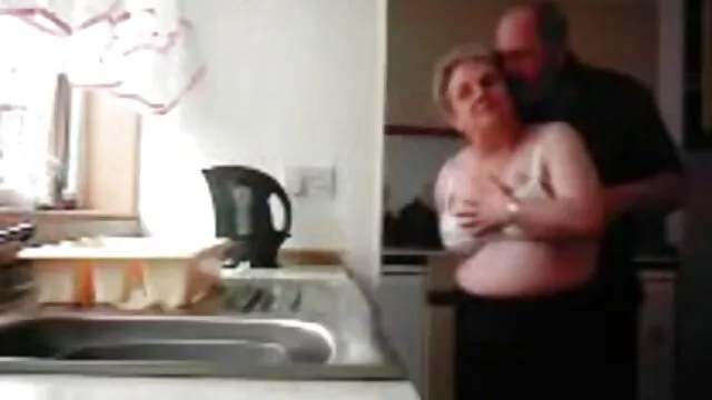 温泉は妻のお母さんの裸 女の子 の ため の エッチ 無料 動画