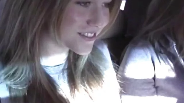 アマチュアElisa エロ 動画 無料 女子 向け Sanchezのビデオは、彼女のパイパンの猫にネット開口部に落とされました