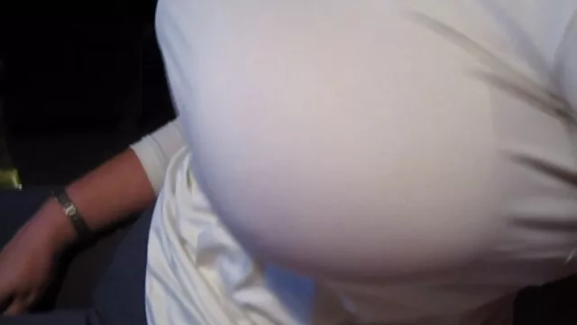 テレビでセックスと食べる二つのヒーラー ムータン エロ